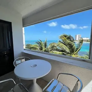Amazing Ocean Front. 418 Cancún