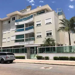 https://apartamento-ravena-praia-dos-ingleses.santa-catarina-brasil.com